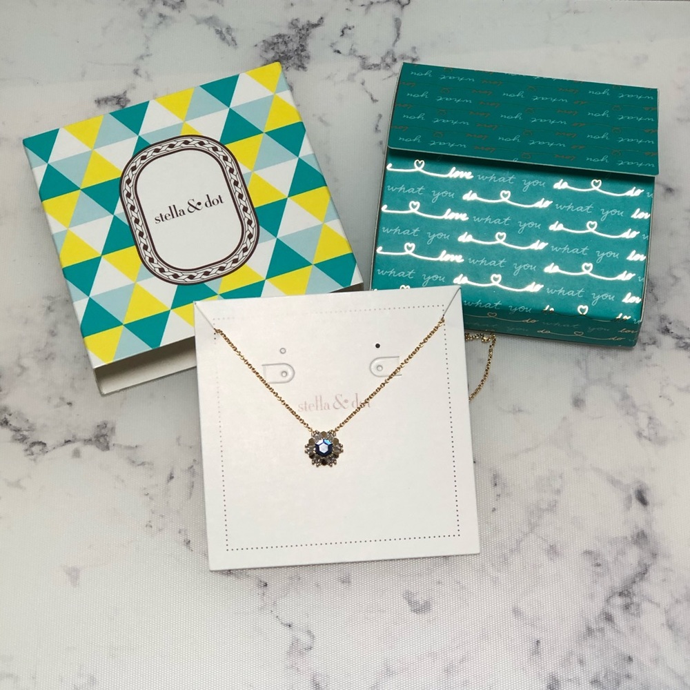 Stella and Dot The Heirloom Necklace